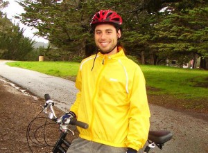 MoCo native-Londoner biking in rain 19 Dec 2010 closeup - 112