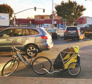 maris-bike-pulling-trailer-for-ciclovia-2013-1
